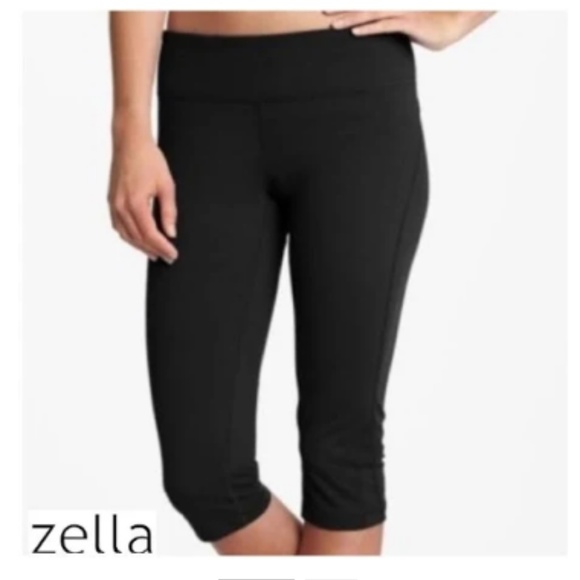 Zella Pants - Zella Cropped Leggings